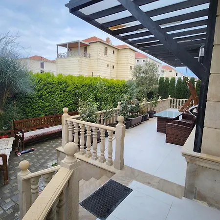S Pollo Apartments By First Beach Line Baku Room photo